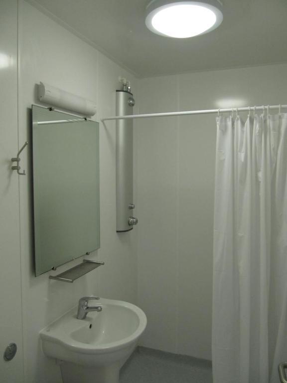 Yha Eastbourne Hostel Room photo